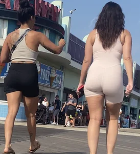 Pawg in sexy tan bodysuit on boardwalk(ALL OC)