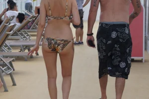 Tasty cruise ship hottie