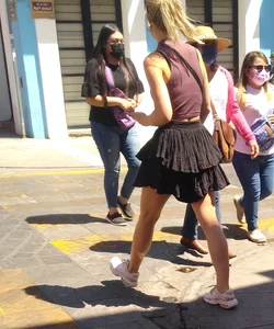 Thick legs, good ham, shorts
