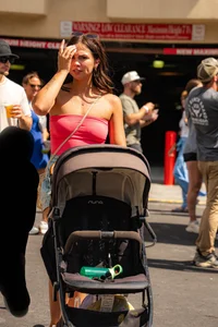 (OC) Pink tube top leggy MILF gorgeous face