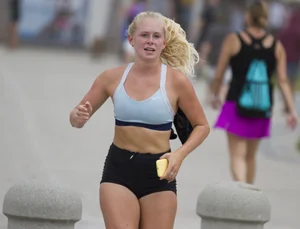 Amazingly hot candid sweaty girls jogging creepshots