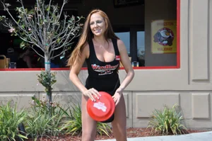 Candid sexy Hooters girls in their uniforms