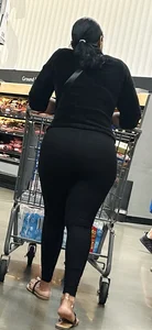 Fine lady in black shopping Bendover/squat‼️