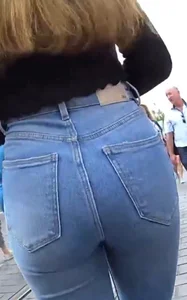 Teen girl with a tight ass in tight jeans