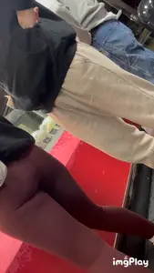Fat Booty Cameltoe Duck-Lips Blonde PAWG  (OC)
