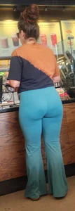 Third time capping this big ass milf in flared leggings