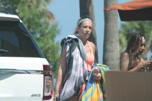 Another gallery of sexy Deerfield Beach girls in bikinis