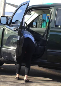 Some candid girls cleaning their cars in jeans and some showing ass crack