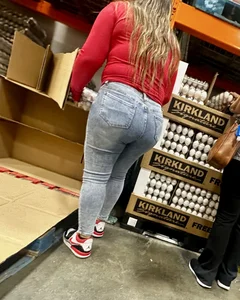 Costco 3 Latina milfs. Nice asses