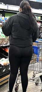 Nice ass w black on black see-thru VPL‼️