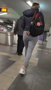 Brunette in tight jeans got suspicious