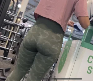 GYM MILF WITH JUICEST ASS “must see, close ups”