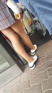 Legs in Pantyhose Street Closeups Gallery - Girl Scratching Her Leg Under Skirt