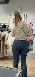 (OC) Brunette, wide hips, full ass, small waist and flare🧪