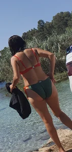 green bikiniy