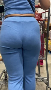 Baddie in all blue