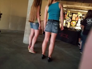 Teens With Sexy Legs in Denim Skirts Creepshot