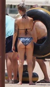 Bikini girls at Salt River Tubing in Arizona