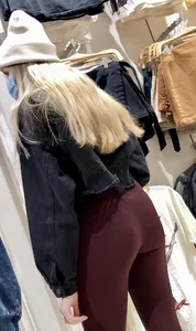 Tight Red Leggings