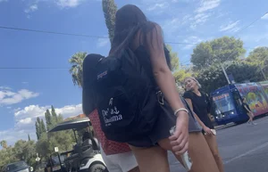 Sorority babe shows off her cheeks