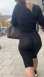 THE BEST SEETHROUGH BIG ASS EVER ! (OC)