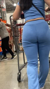 Baddie in all blue
