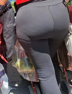 Big ass latina milf in black leggings red top VTL? [oc]