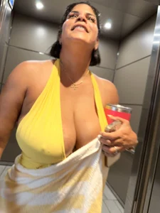YELLOW SWIMSUIT BIG TITS