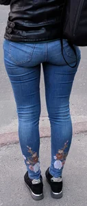 Bubble Booty in Tight Jeans Street Creepshot