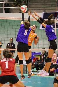 Thai candid volleyball girls