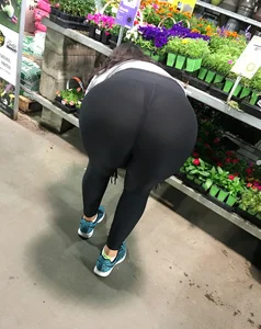 Girl in See-Through Tights Bend Over in a Supermarket - VPL Candid