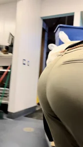 Latina milf tight vpl
