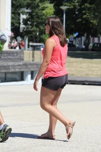 Thick girl in pink top and black shorts with vpl