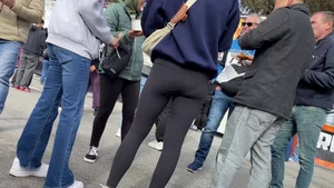 Perfect Shape Asian in Lulus | (OC)