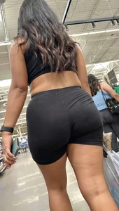 [OC] Hot Latina MILF Booty Walmart biker shorts + GIFs