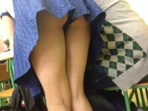 College Classroom Hot Creepshot - Teen in Dress Bend Over