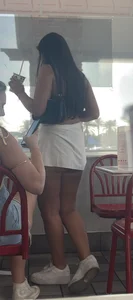 Sorority chicks go to to InNOut half naked