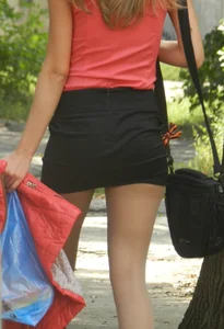 Nice Flat Candid Booty in a Mini-Skirt And Slim Legs Street Creepshot