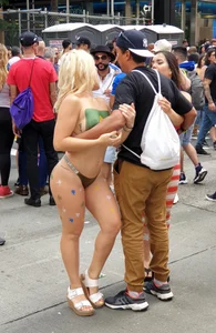 Painted NYC girls in thongs with amazing bodies