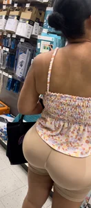 Unbelievable BBL Latina & cameltoe