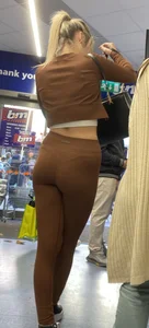 Blonde hottie in brown spandex