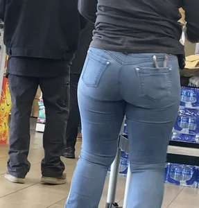 WORKER NICE ASS