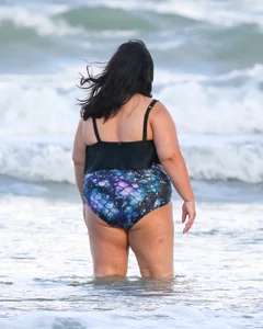Extra thick girl at the beach in a bikini