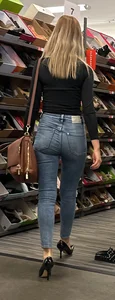 Blond with hot legs in tight Jeans looking for heels