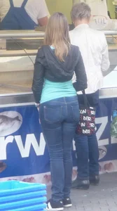 Young candid hottie wearing tight jeans street creepshot, great sexy ass