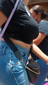Milf latina, culona y tetona