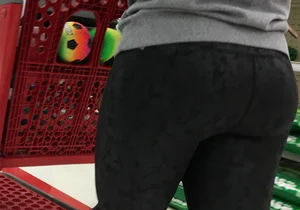 Target blonde milf with a nice ass in dark leggings