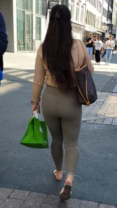 Cameltoe milf in leggings street creepshots gallery