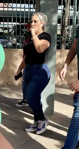 Chubby matures in blue jeans in the croud street creepshots