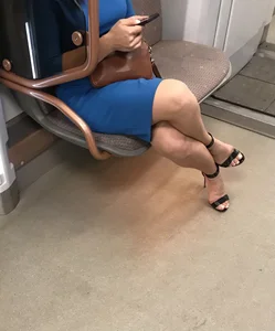 Crossed Legs and Feet in Sandals With High Heels - Milf Subway Train Creepshot